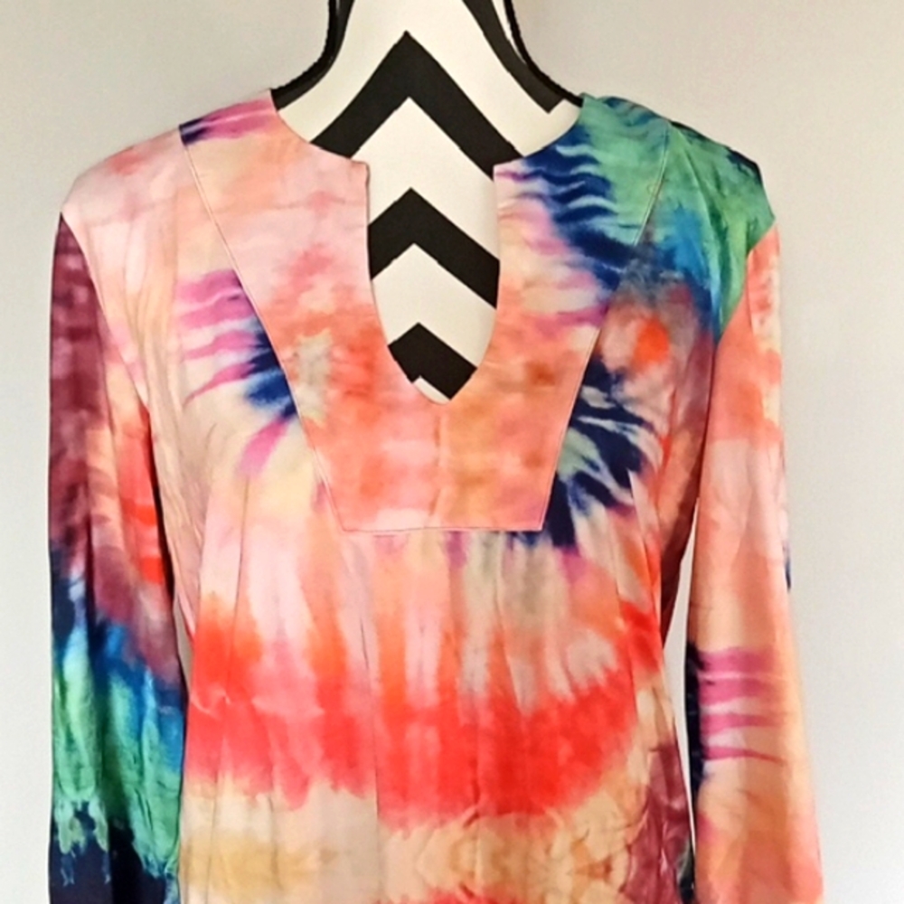 Love Pink and Blue Relaxed 3/4 Sleeve Tunic - Picture 1 of 6